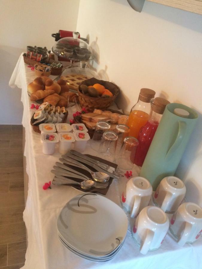 A Due Passi Bed & Breakfast ลอริกา ภายนอก รูปภาพ