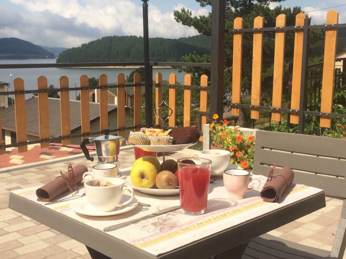 A Due Passi Bed & Breakfast ลอริกา ภายนอก รูปภาพ