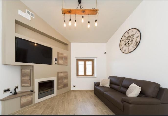 A Due Passi Bed & Breakfast ลอริกา ภายนอก รูปภาพ